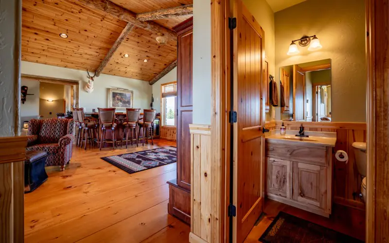 GOLD BAR RIVER RANCH NEAR CODY WYOMING #16