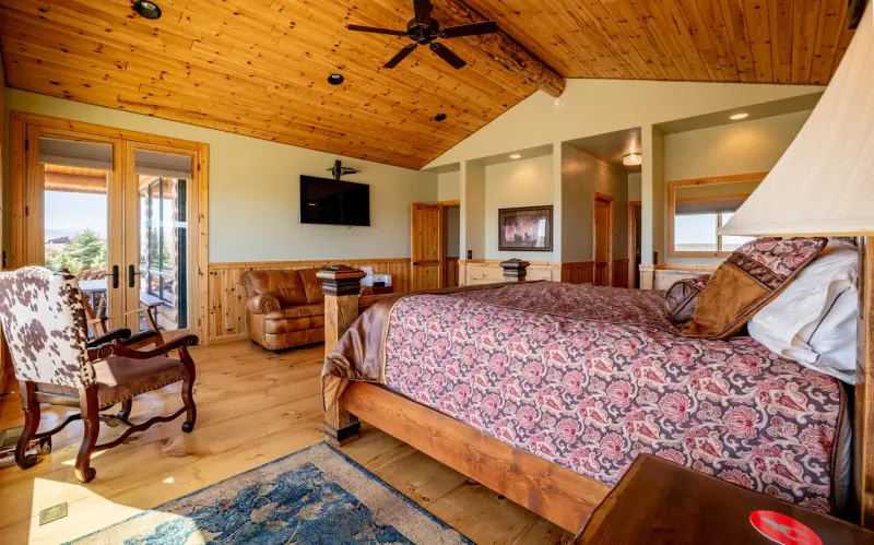 GOLD BAR RIVER RANCH NEAR CODY WYOMING #18