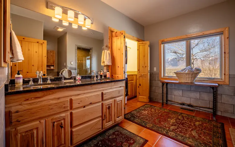 GOLD BAR RIVER RANCH NEAR CODY WYOMING #19